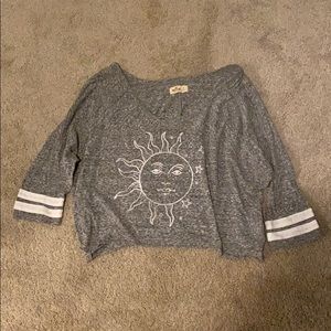 Quarter sleeve shirt